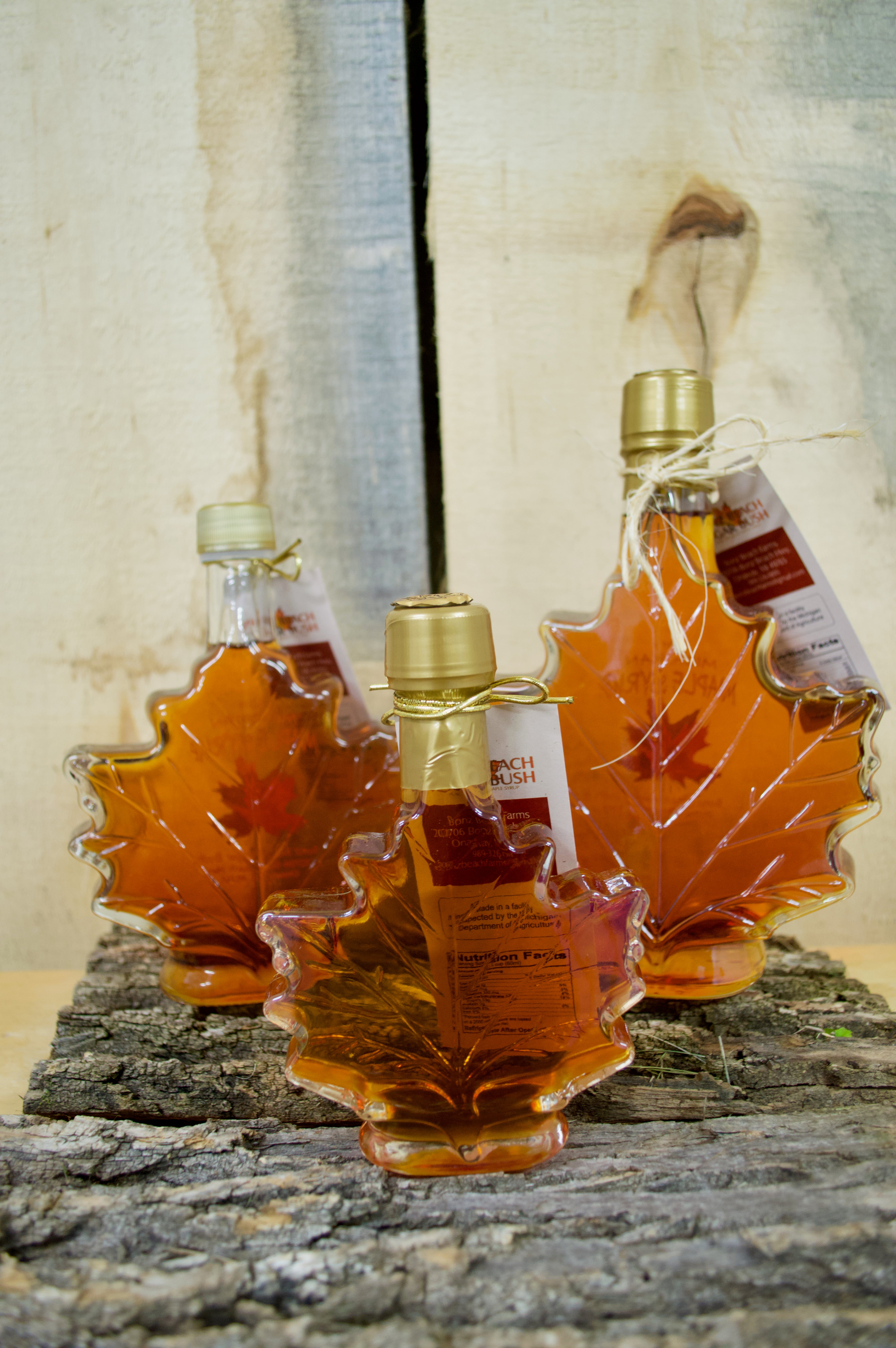 Pure Michigan Maple Syrup (500ml Maple Leaf Glass Bottle)