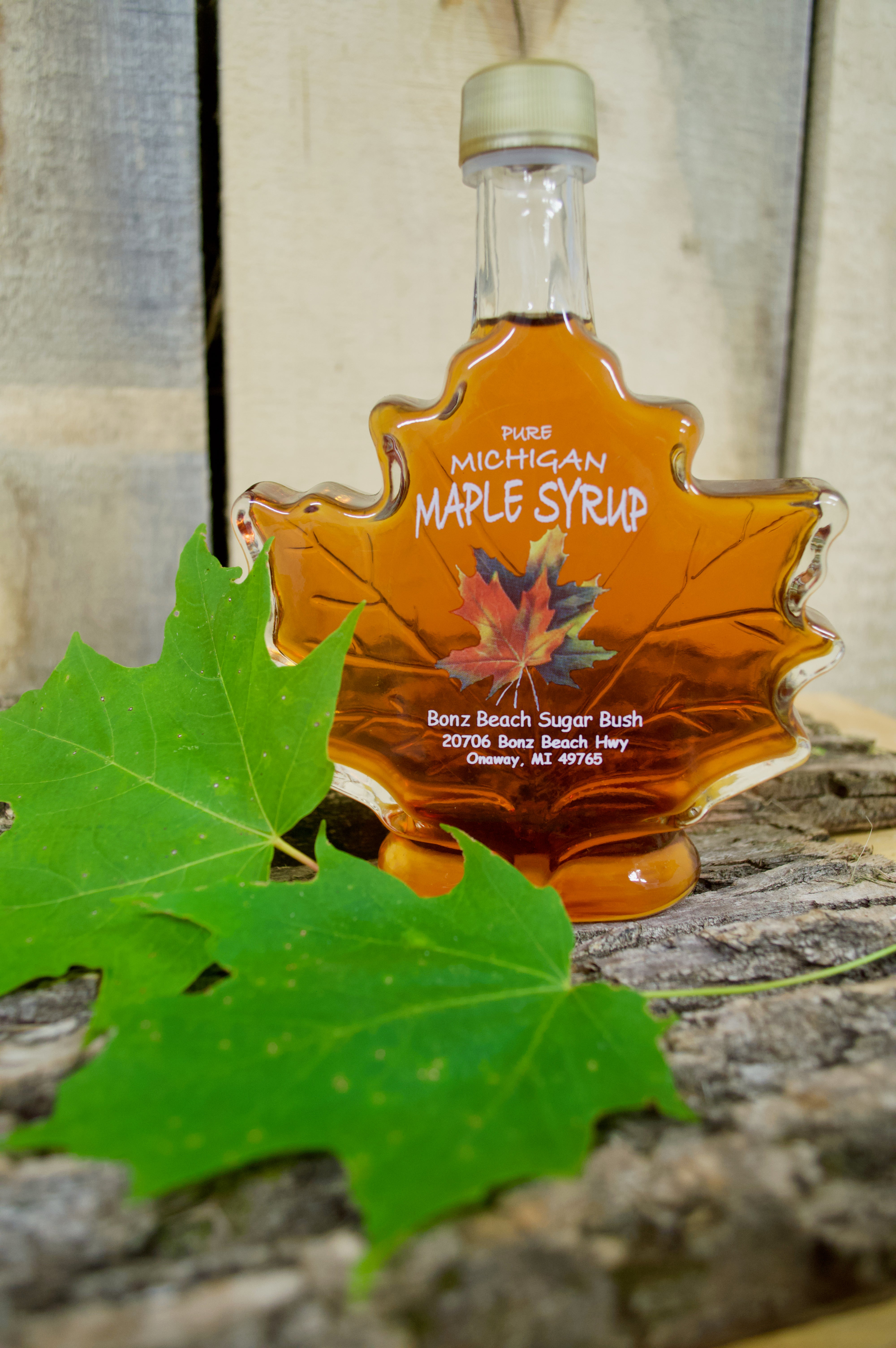 Pure Michigan Maple Syrup (250 ml Maple Leaf Glass Bottle)